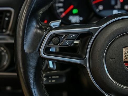 Used 2017 Porsche 911 Carrera image 34