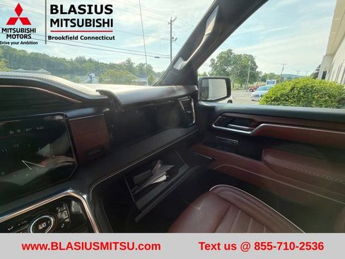 Used 2025 GMC Sierra 1500 Denali Ultimate AWD/4WD image 34