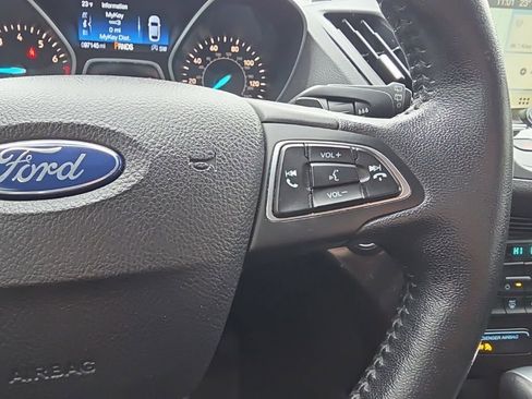 Used 2017 Ford Escape Titanium image 15