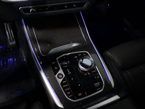 Used 2024 BMW X7 M60i image 46