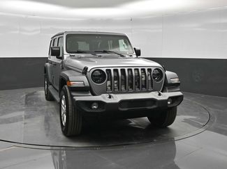 Used 2018 Jeep Wrangler Unlimited Sport S AWD/4WD video 2