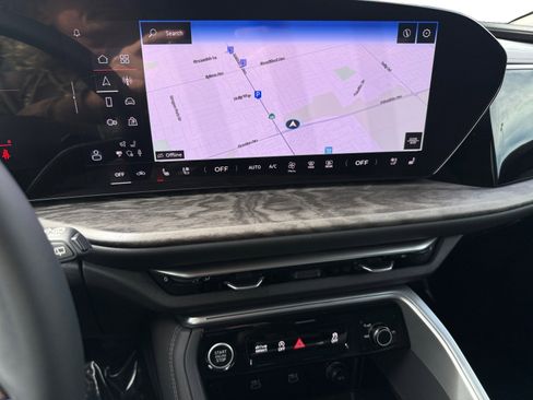 Certified 2025 Audi Q5 Premium Plus image 12