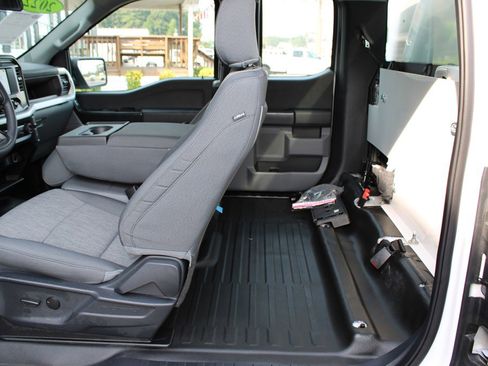 Used 2022 Ford F150 XL w/ Equipment Group 101A High RWD image 28