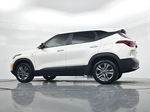 Used 2022 Kia Seltos LX image 45