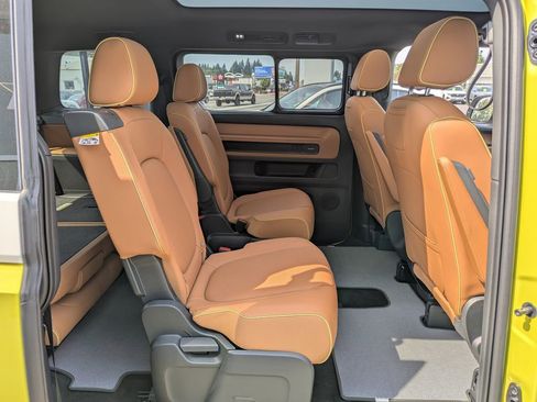 New 2025 Volkswagen ID. Buzz Pro S Plus image 38