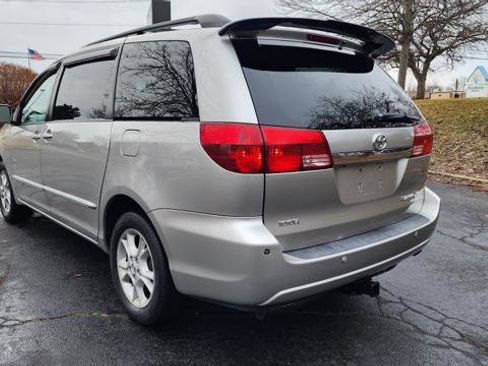 Used 2005 Toyota Sienna XLE Limited image 6