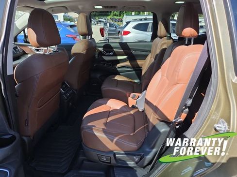 Used 2022 Subaru Ascent Touring w/ Popular Package #2A AWD/4WD image 16