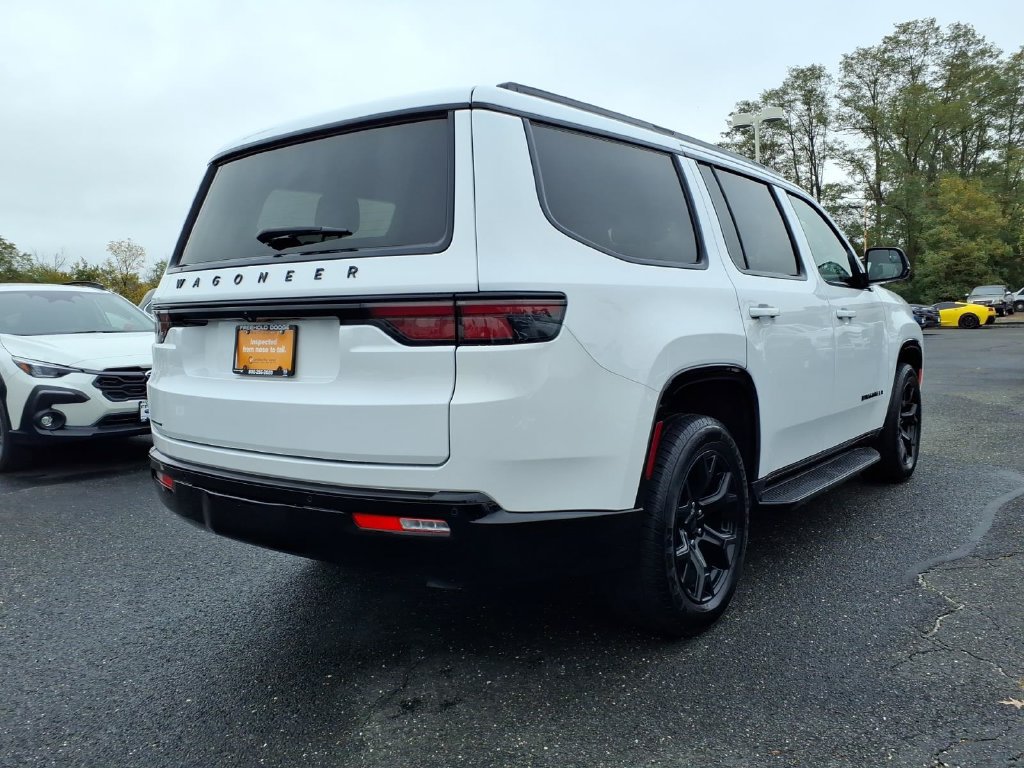 Used 2023 Jeep Wagoneer Series II AWD/4WD image 18