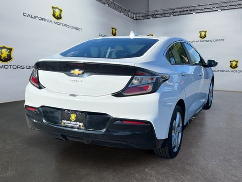 Used 2017 Chevrolet Volt LT FWD image 5