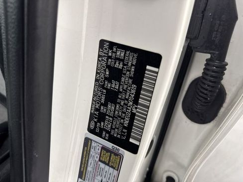 Used 2021 Kia Seltos S FWD image 36
