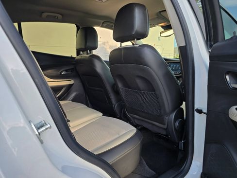 Used 2018 Buick Encore Preferred FWD image 36
