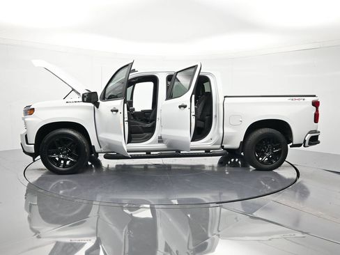 Used 2022 Chevrolet Silverado 1500 Custom w/ Rally Edition AWD/4WD image 45