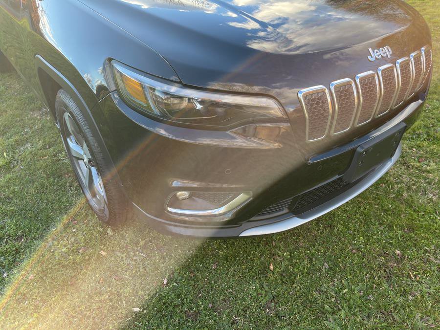 Used 2019 Jeep Cherokee Limited w/ Luxury Group AWD/4WD image 7