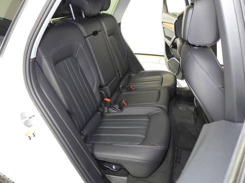 Used 2023 Audi Q5 2.0T Premium w/ Convenience Package AWD/4WD image 20