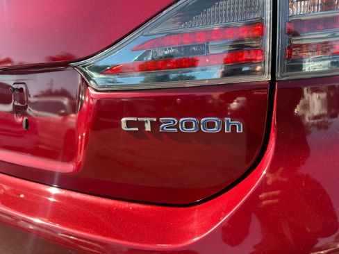 Used 2013 Lexus CT 200h image 34