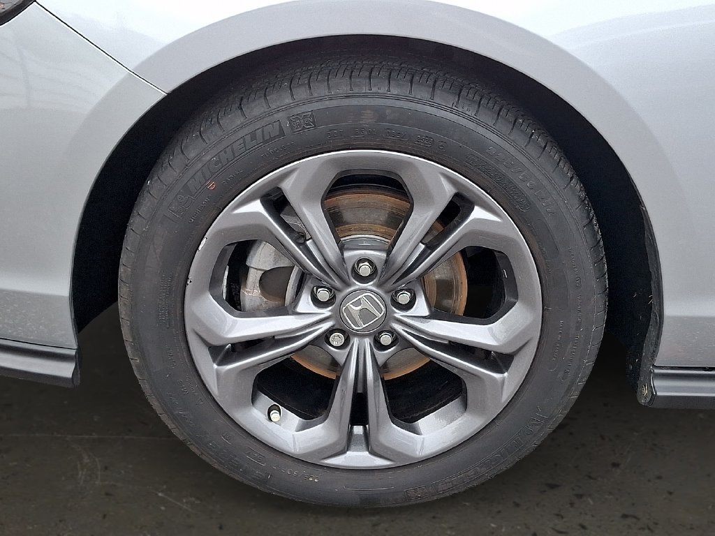 Used 2023 Honda Accord EX image 10