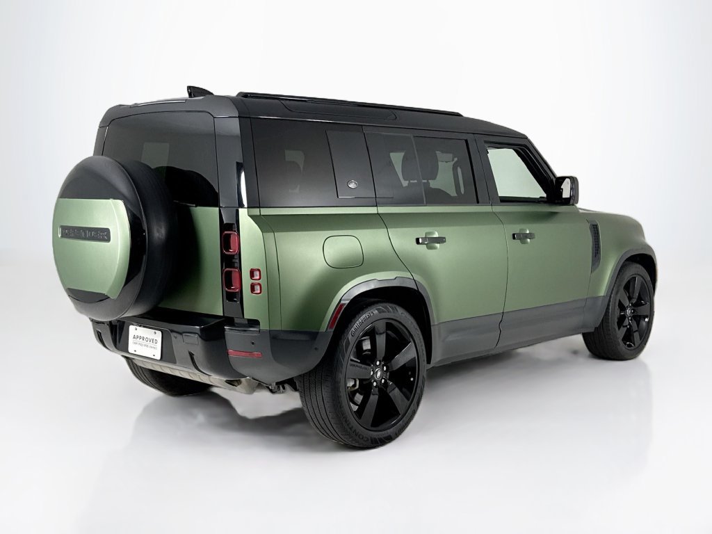 Used 2024 Land Rover Defender 110 S AWD/4WD image 5