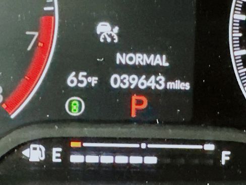 Used 2025 Honda Civic Sport image 19