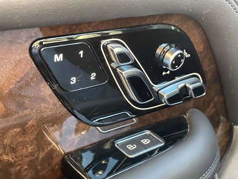 Used 2021 Land Rover Range Rover Westminster Edition image 11