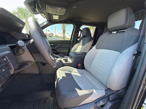 Used 2024 Toyota Tacoma TRD Sport image 12