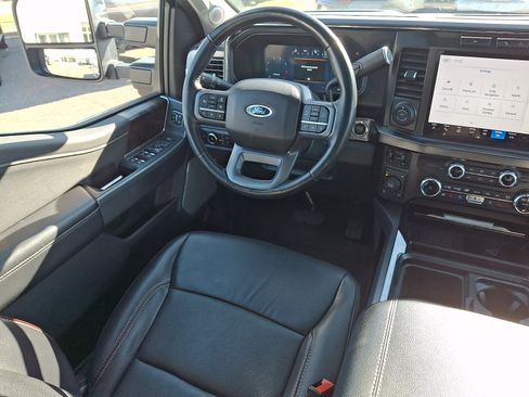 Used 2024 Ford F250 Lariat w/ Lariat Ultimate Package image 14