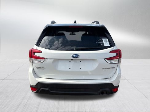 Used 2024 Subaru Forester Premium AWD/4WD image 8