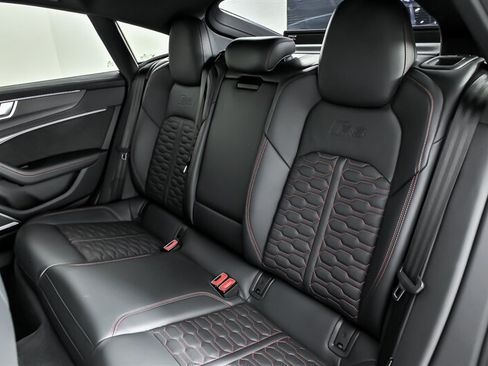 Used 2021 Audi RS 7 Sportback w/ Carbon Optic Package AWD/4WD image 20