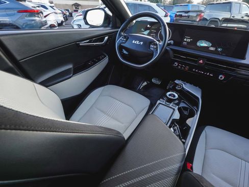 Used 2023 Kia EV6 GT-Line w/ GT-Line White Seat Package image 38
