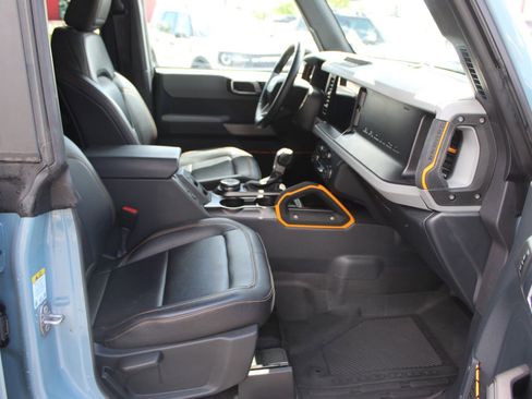 Used 2023 Ford Bronco Badlands AWD/4WD image 13