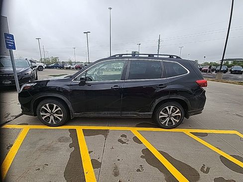 Used 2023 Subaru Forester Limited AWD/4WD image 16