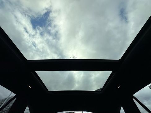 Certified 2023 Mercedes-Benz GLC 300 4MATIC image 18