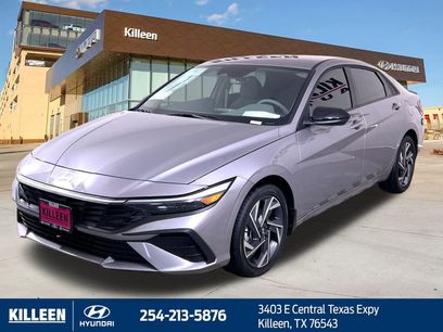 New 2025 Hyundai Elantra SEL