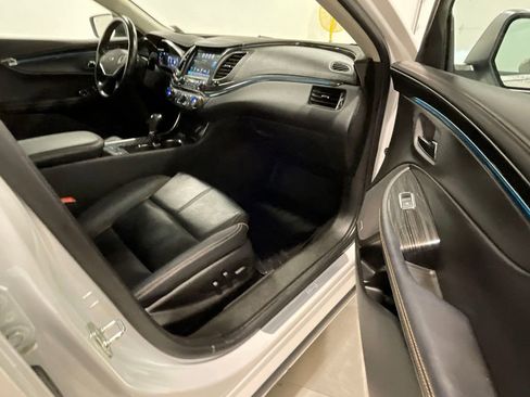 Used 2017 Chevrolet Impala Premier w/ Enhanced Convenience Package image 23