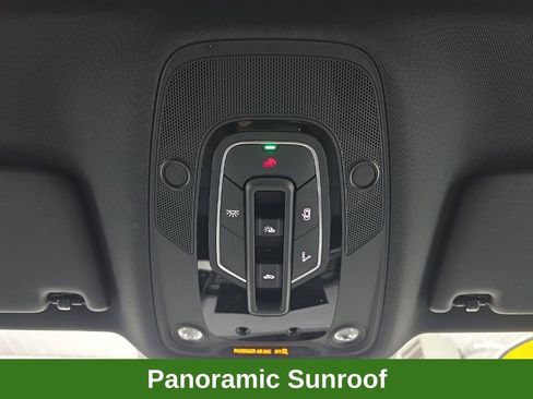 Used 2024 Audi Q5 e Premium Plus w/ Premium Plus Package AWD/4WD image 42