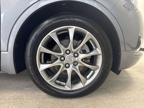 Used 2020 Buick Envision Essence w/ Experience Buick Package FWD image 12
