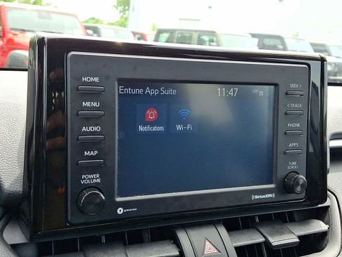 Used 2021 Toyota RAV4 LE FWD image 24
