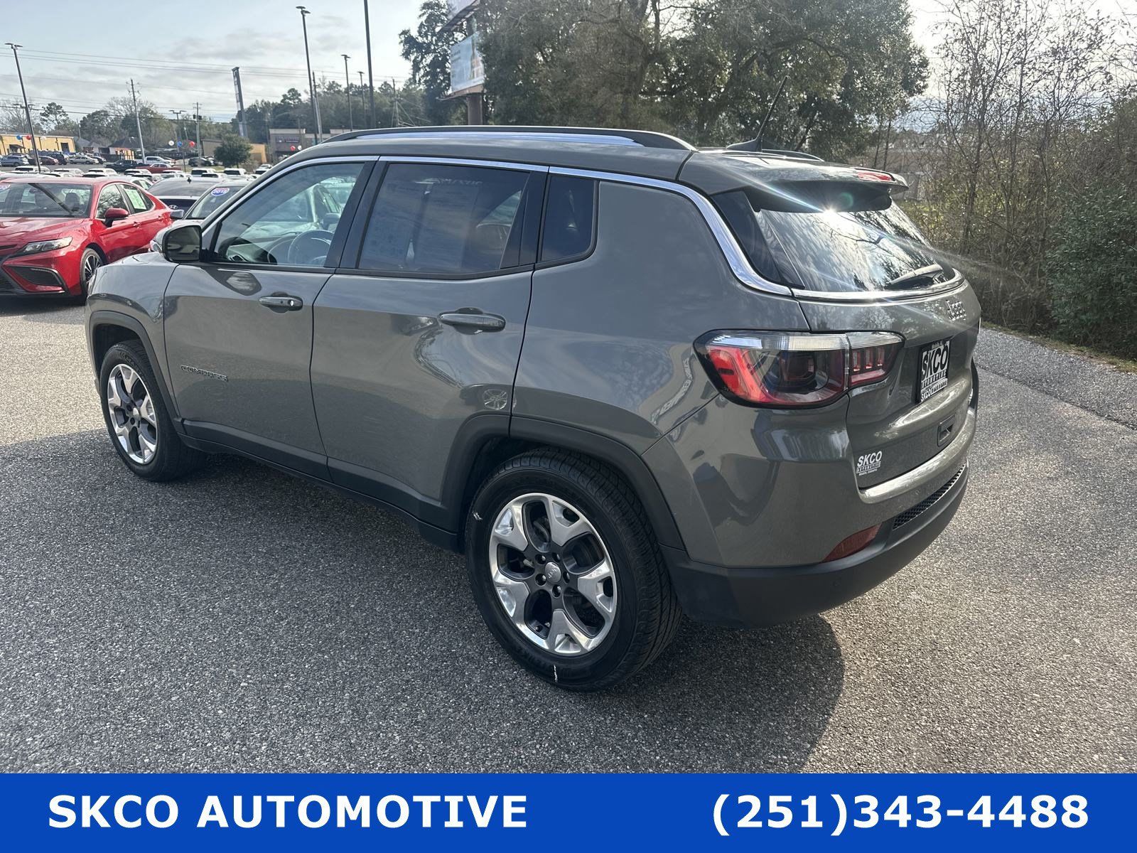 Used 2021 Jeep Compass Limited FWD image 3