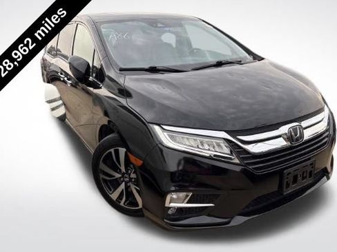 Used 2019 Honda Odyssey Elite image 2