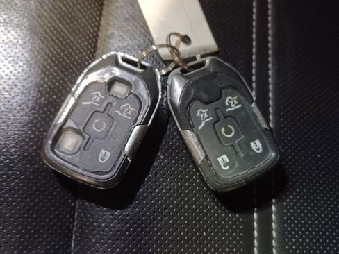 Used 2016 GMC Yukon XL Denali w/ Open Road Package image 10