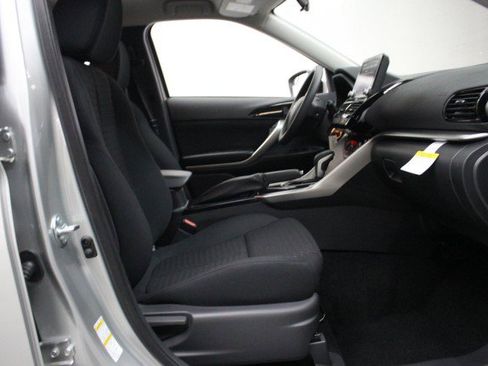 New 2026 Mitsubishi Eclipse Cross ES image 18