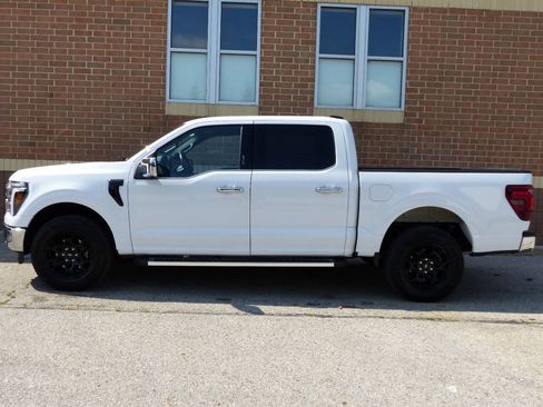 Used 2024 Ford F150 Lariat w/ Mobile Office Package AWD/4WD image 7