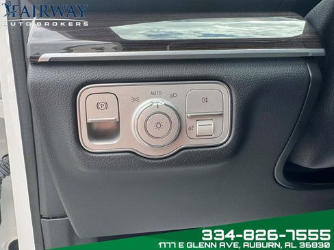 Used 2024 Mercedes-Benz GLE 350 4MATIC image 17