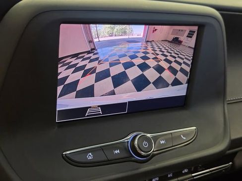 Used 2023 Chevrolet Camaro LT RWD image 23