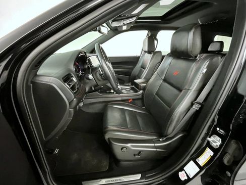 Used 2025 Dodge Durango GT AWD/4WD image 11