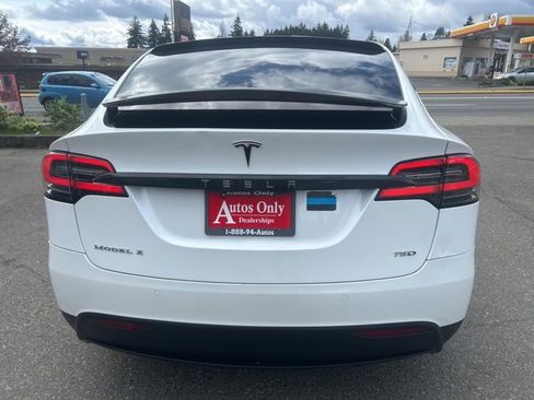 Used 2017 Tesla Model X 75D image 6