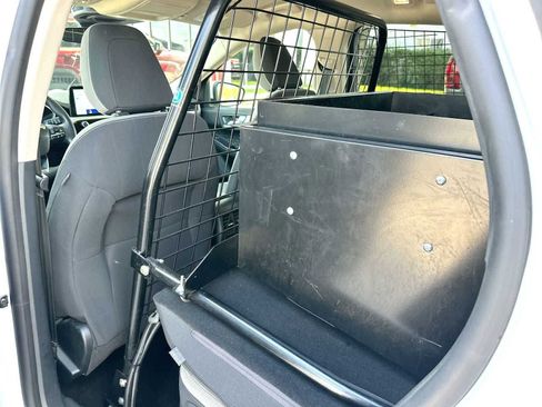Used 2020 Ford Escape SE FWD image 24
