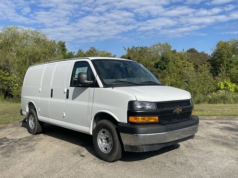 New 2025 Chevrolet Express 3500 w/ Driver Convenience Package image 1
