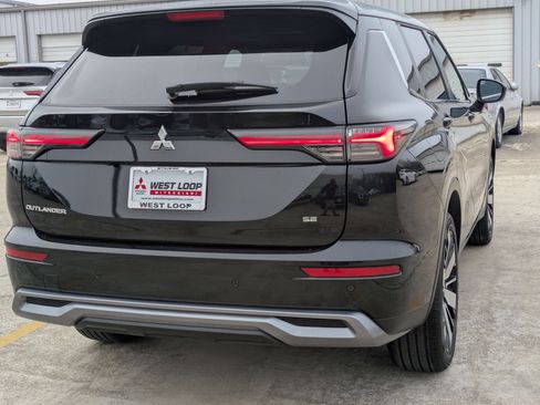 New 2026 Mitsubishi Outlander SE FWD image 5