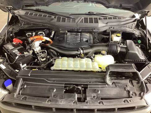 Used 2021 Ford F150 Lariat w/ Equipment Group 502A High AWD/4WD image 34