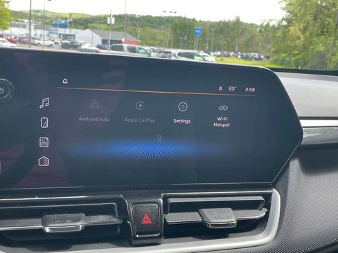 Certified 2025 Chevrolet TrailBlazer LT AWD/4WD image 32
